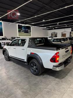 تويوتا هايلوكس